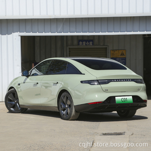 2022 New Car 500KM Two-Wheel Drive Standard Model with Panoramic Sunroof 4-Door 5-Seat Electric Sedan Leapmotor C01